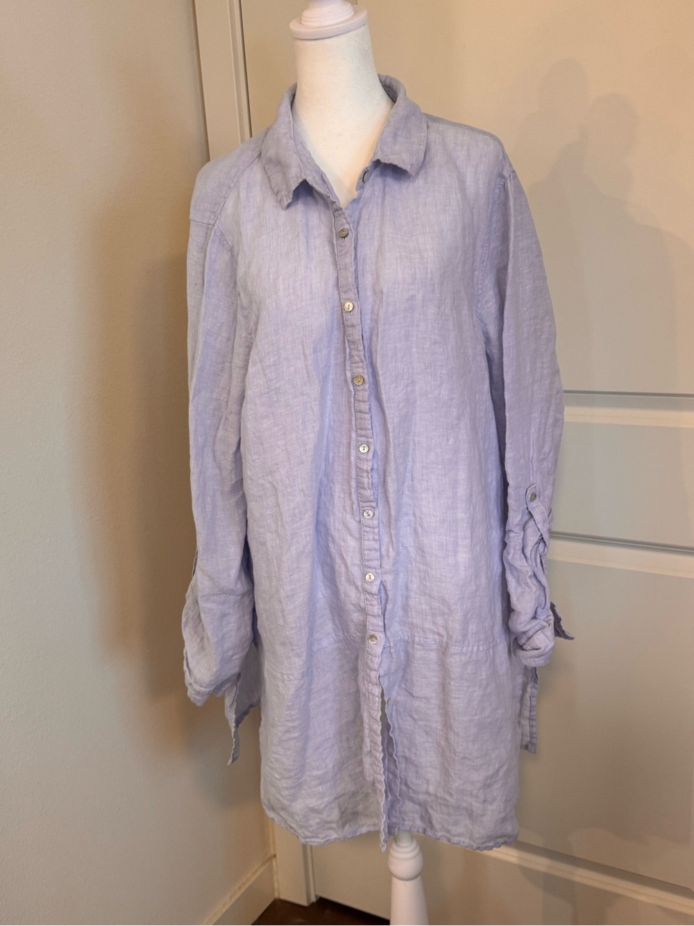 Tahari 100% Linen Light Blue Roll Tab Longline Button Down Shirt Tunic Women 2X
